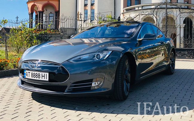 Аренда Tesla Model S на свадьбу Ивано-Франковск